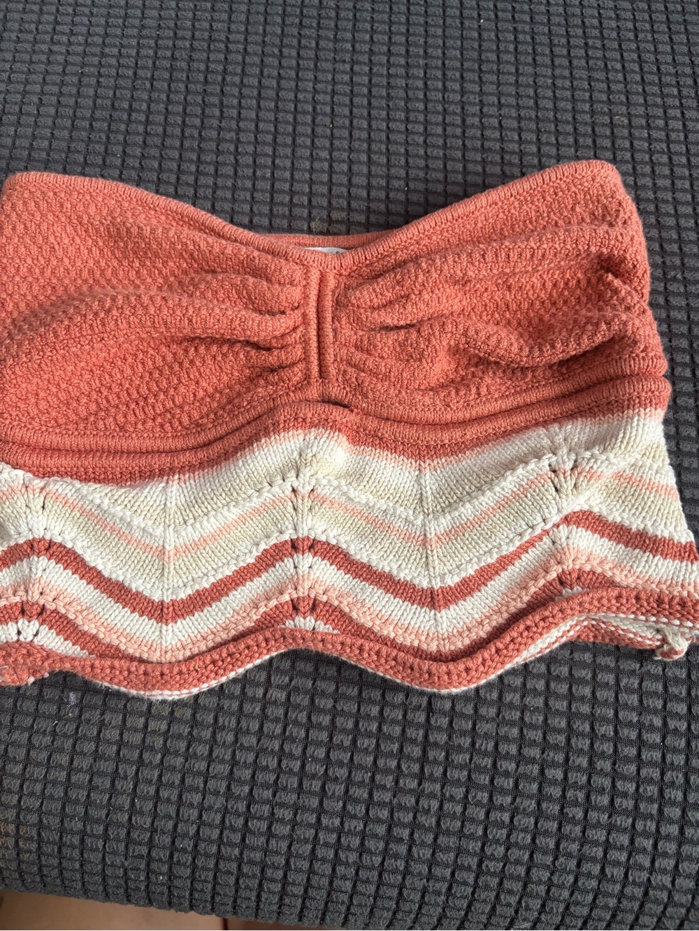 American Eagle Outfitters Coral and Cream Chevron Knit Skort